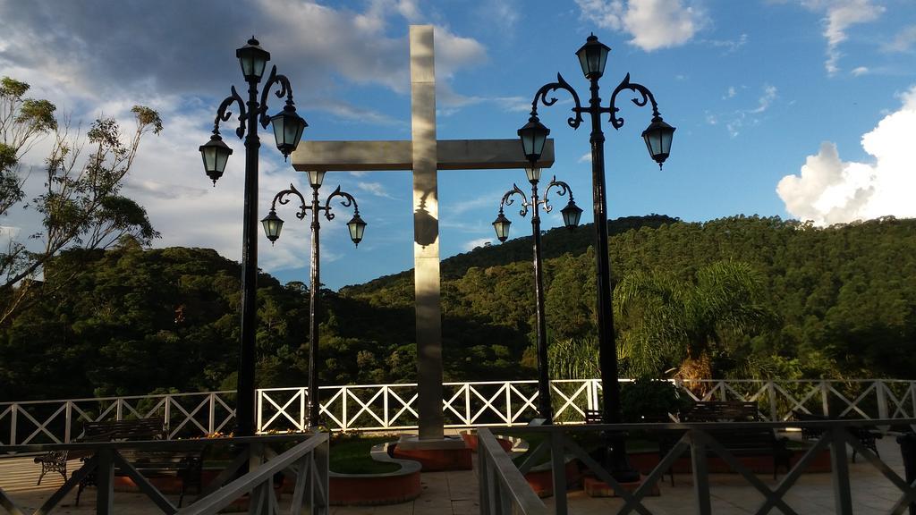 Pousada Pinhalense Santo Antônio do Pinhal Zewnętrze zdjęcie